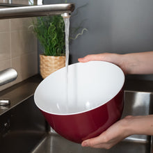 Charger l'image dans la galerie, Bol saladier empilable Pile cerise 22 cm - Zak! Designs en situation