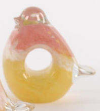 Charger l'image dans la galerie, Oiseau rose foncé en verre grand modèle - Rasteli