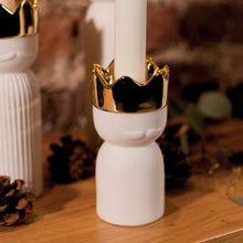 Charger l'image dans la galerie, Petit bougeoir "Caspar le roi" en porcelaine - Räder