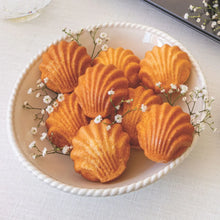 Charger l'image dans la galerie, Moule métal 9 madeleines coquillage - M &amp; Co