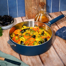 Charger l'image dans la galerie, Merveilleuse sauteuse inox 28 cm Myrtille - Cookut