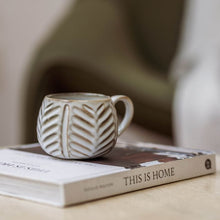 Charger l'image dans la galerie, Chope 40 cl Leaf Arto - Salt&amp;Pepper