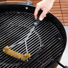 Charger l'image dans la galerie, Brosse triangle pour BBQ - Gefu